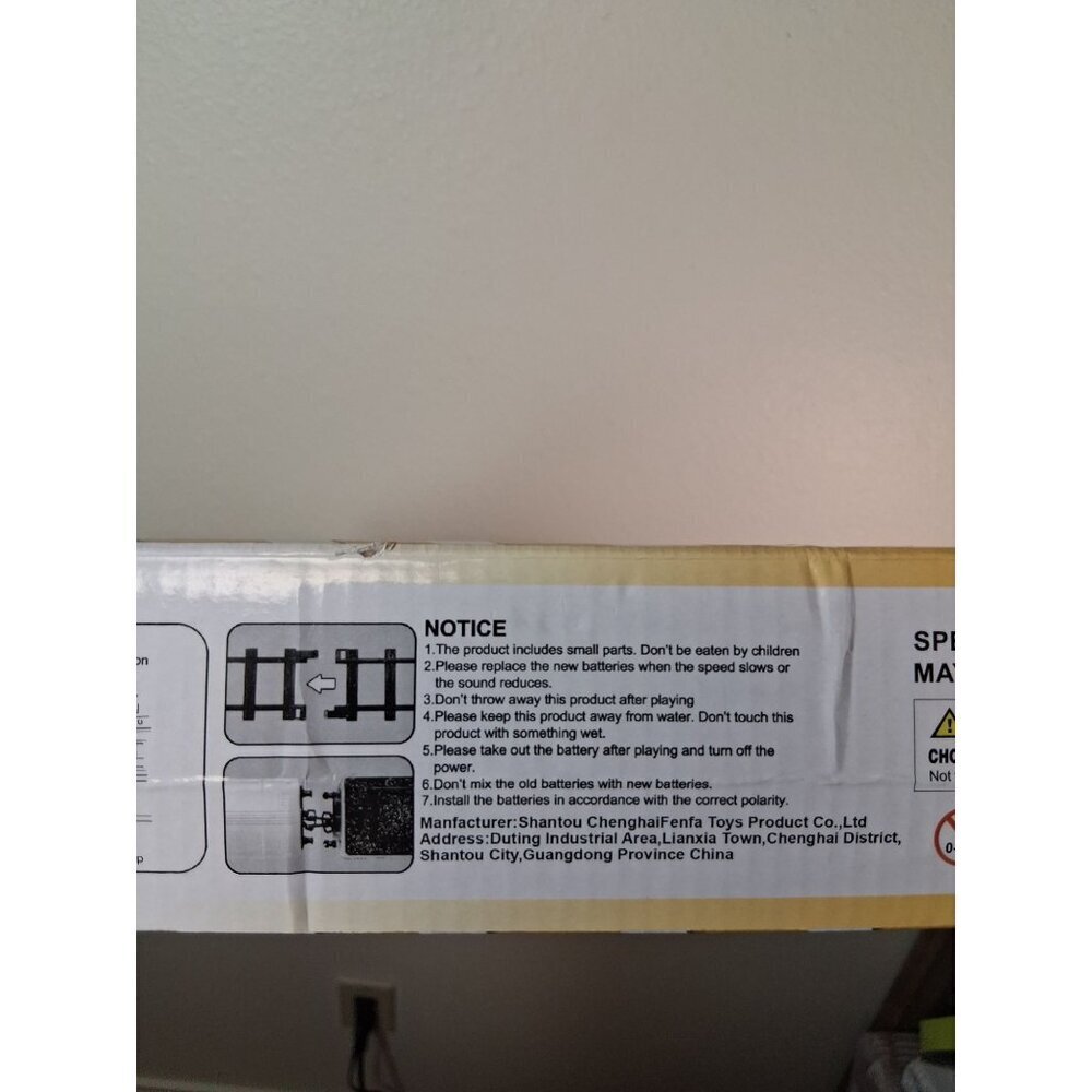 Deluxe Train Set Steam Style Engine with Tracks Battery Operated Toy Model Boys - Picture 7 of 8